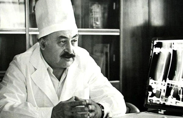 Minlərlə insanın həyatını xilas edən azərbaycanlı həkim - İlizarovun HƏYATI
