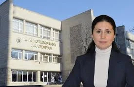 Ali təhsili olmayan rəqqasə necə REKTOR oldu?&nbsp;