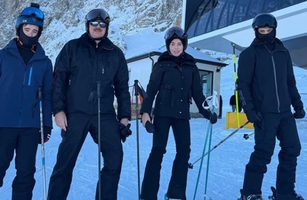 "Bu gün babamla xizək sürdük" - Prezidentin nəvəsindən PAYLAŞIM&nbsp;