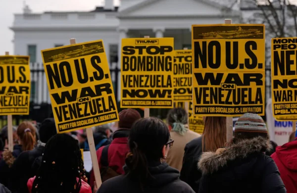 Ağ Ev hazırda... - Fotolar