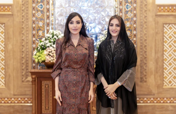 Heydər Əliyev Fondunun vitse-prezidenti Omanın birinci xanımı ilə görüşüb