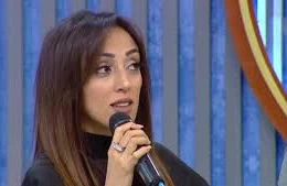 Ofelya toyda onu çəkən şəxsə ƏSƏBİLƏŞDİ - VİDEO 