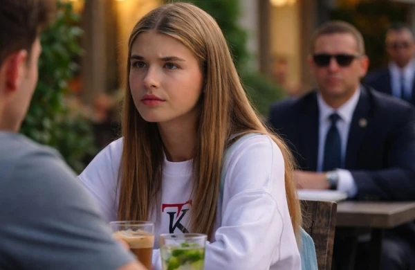 Trampın nəvəsi şəxsi həyatından gileyləndi - VİDEO 