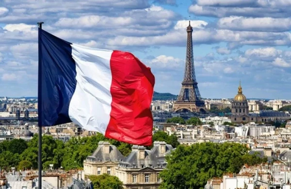 Fransa NATO-dan ÇIXA bilər 