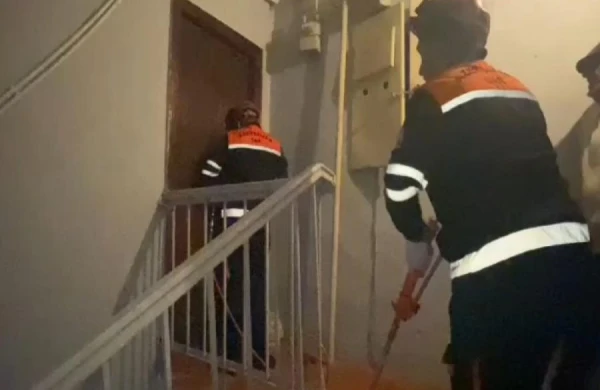 FHN: Suraxanıda iki nəfər evdə bağlı qapı arxasında qaldı&nbsp;