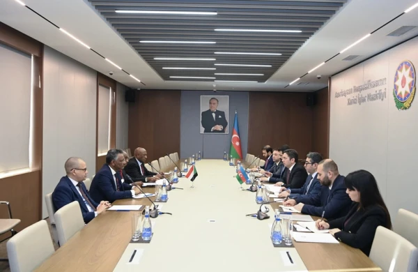 Ceyhun Bayramov Sudanın XİN başçısının müavinini qəbul edib&nbsp;