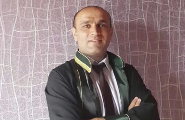 Vəkillə həkimin intim qalmaqalı&nbsp; &nbsp;—&nbsp; &nbsp;Əxlaqsız təklif edilib?