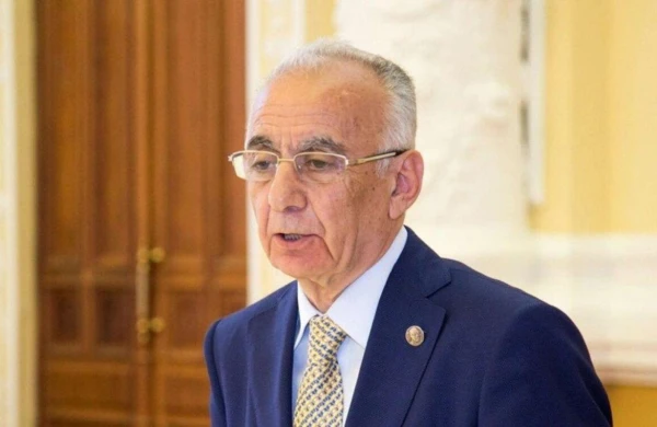 Hacıbala Abutalıbov bu kəndə köçüb&nbsp;