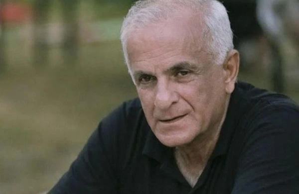 Atasını dəfn edib səhnəyə çıxdı: Vəfa ilə sevgisi əfsanəyə çevrildi - VİDEO&nbsp;