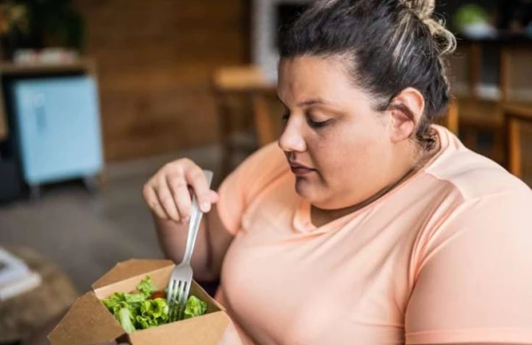 İnsanlar buna görə kökəlir - Səbəblər açıqlandı