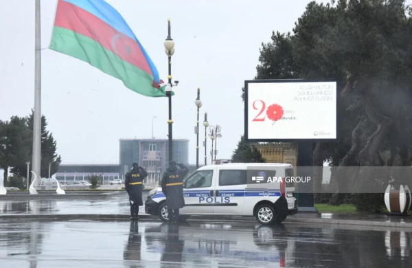 20 Yanvar şəhidlərinin xatirəsi bir dəqiqəlik sükutla yad olunub - FOTO&nbsp;