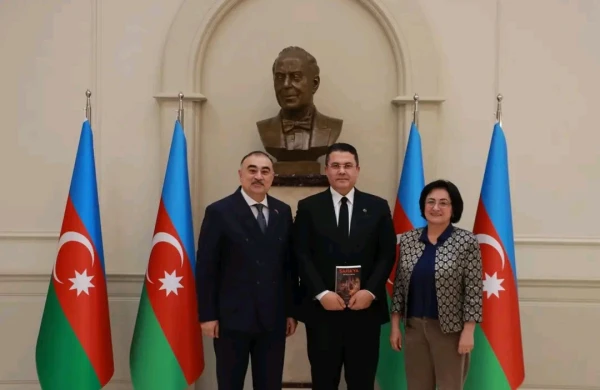 Aida Eyvazlının kitabı türkcə nəşr olundu&nbsp;&nbsp;