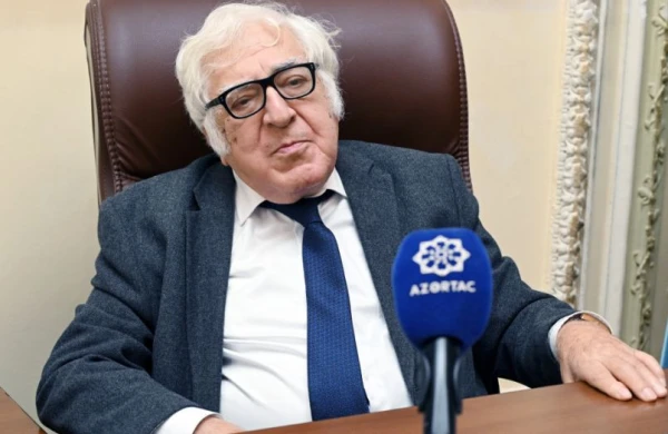 "Daha namizədliyimi verməyəcəyəm"&nbsp; &nbsp; —&nbsp; &nbsp;Xalq yazıçısı, AYB sədri Anarla MÜSAHİBƏ