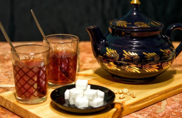 Hər səhər şirinçay içənlərin DİQQƏTİNƏ!&nbsp; —&nbsp; TƏHLÜKƏDƏSİNİZ...