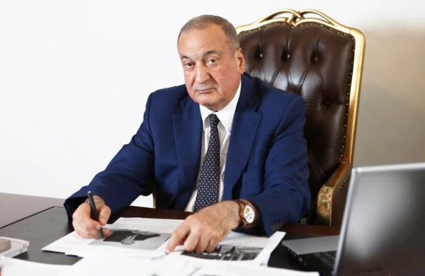 Eldar Quliyev həm deputatdır, həm rektor... - Bu necə olur?&nbsp;