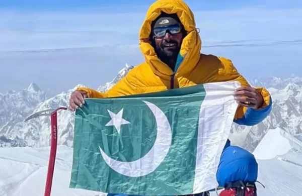 Tanınmış alpinist yıxılaraq həlak oldu 