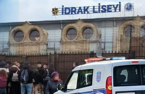 “Gələcəyimizin kriminallaşmaması üçün məktəblərin tərbiyə funksiyası geri qaytarılmalıdır”&nbsp; —&nbsp; &nbsp;Sosioloqdan SOS siqnalı&nbsp;&nbsp;