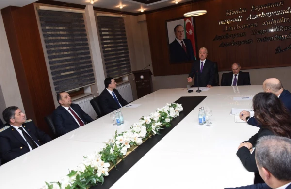 Nəsiminin yeni icra başçısı Tahir Budaqov kollektivə təqdim olunub - FOTO&nbsp;