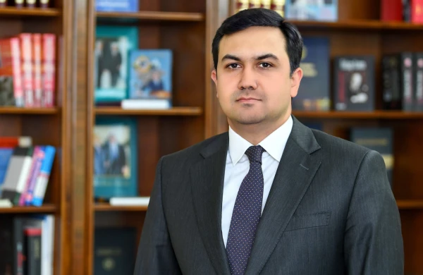 Prezidentin ali xüsusi rütbə verdiyi rəis kimdir?&nbsp; &nbsp;—&nbsp; &nbsp;DOSYE