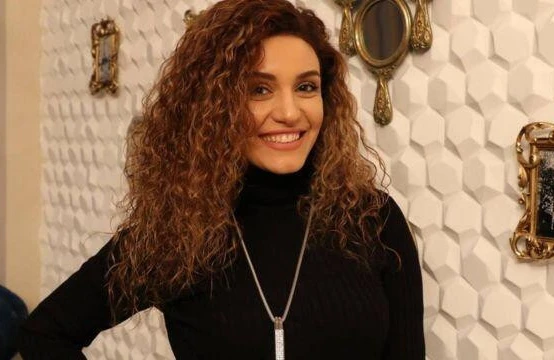 Çinarə Məlikzadə: "Elə bildi ona aşiq olmuşam, dedi ki..." - VİDEOMÜSAHİBƏ&nbsp;