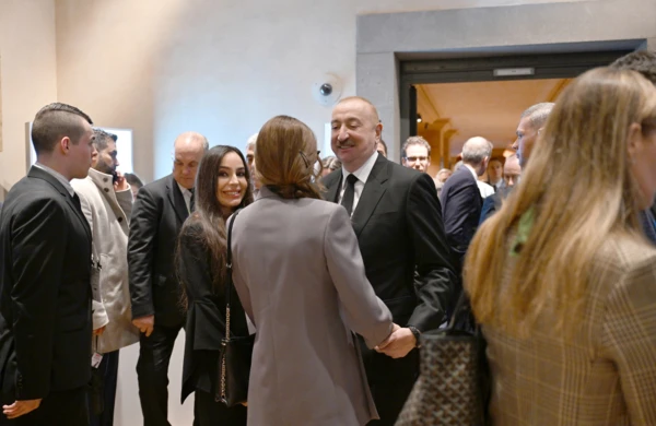 Prezident ailəsinin Münxendən səmimi - Fotoları 