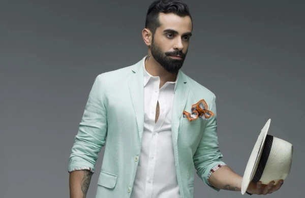 Türkiyəli müğənni Bakıya gəlir 