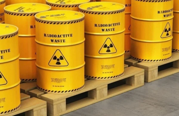 Amerika yenidən uranı ələ keçirir