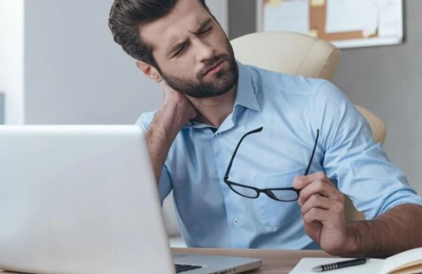 Boyun ağrıları nədən xəbər verir?