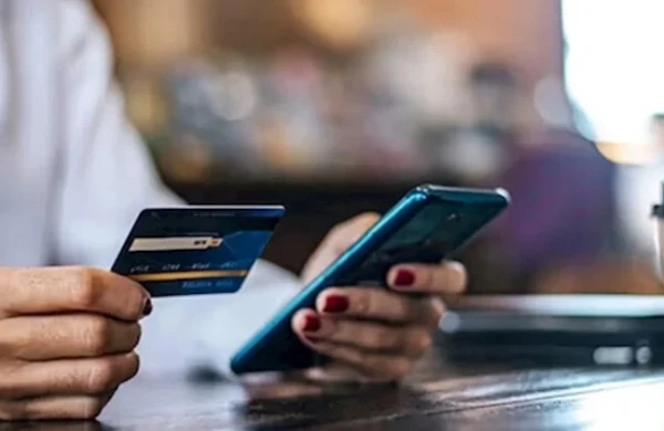 Kartınıza səhvən köçürülən pulu qaytarmayan şəxsə qarşı hansı addımlar atıla bilər?&nbsp;&nbsp;