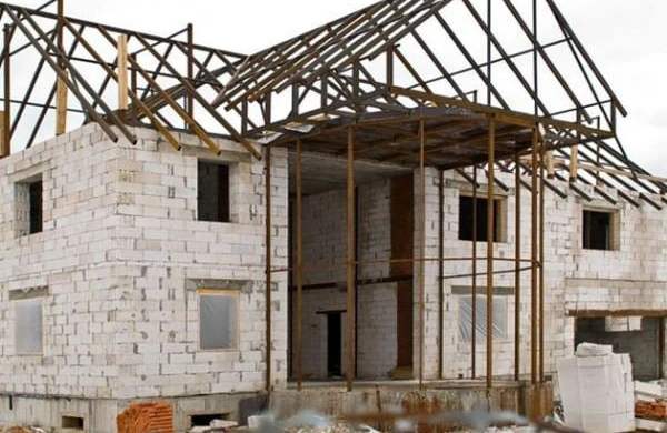 Ev tikmək istəyənlərin NƏZƏRİNƏ - VİDEO 