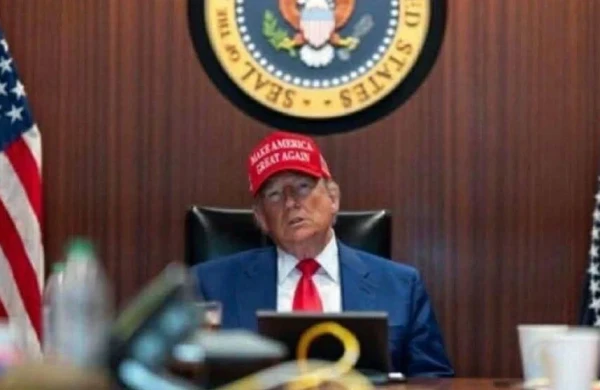 Xamenei səhər yeməyində onlarla görüşüb - Tramp