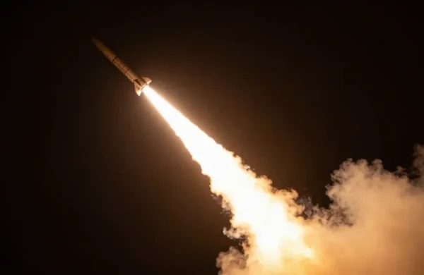 İran İsrailə qarşı daha bir raket hücumu həyata keçirib