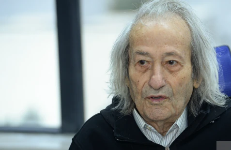 92 yaşlı loğman: "Allah Quranda bizə ət və buğda yeməyi məsləhət görməyib"