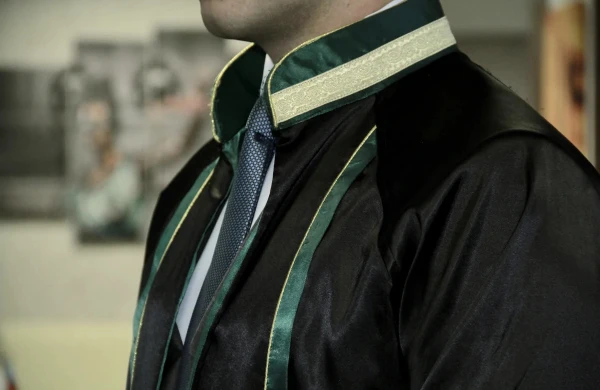 Azərbaycanda vəkillərin sayı açıqlanıb