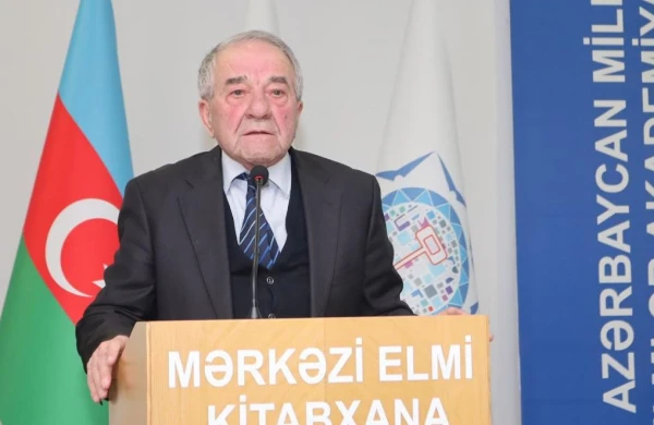 Mərkəzi Elmi Kitabxanada tanınmış yazıçı və şair Seyran Səxavətlə görüş keçirilib&nbsp;&nbsp;