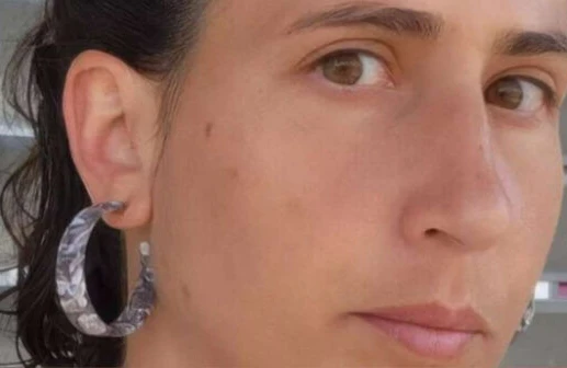 Nazir qızı ölü tapıldı: O, ailəsini nədə ittiham edirdi? 