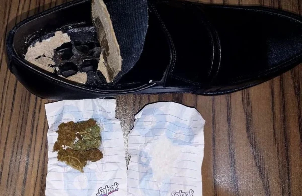 İstintaq təcridxanasına ayaqqabıda narkotik keçirilməsinin qarşısı alınıb&nbsp;