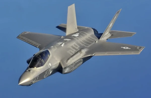 ABŞ-nin F-35 qırıcısı təcili eniş edib&nbsp;
