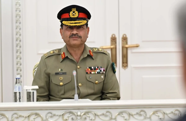 Pakistan Səudiyyə Ərəbistanının müdafiəsini öz üzərinə götürdü