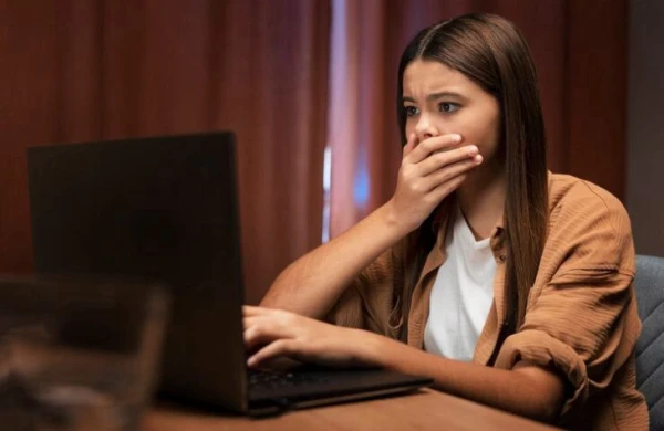 18+ Bakıda tükürpədici hadisə: Qadın ərinin telefonunda elə video gördü ki...