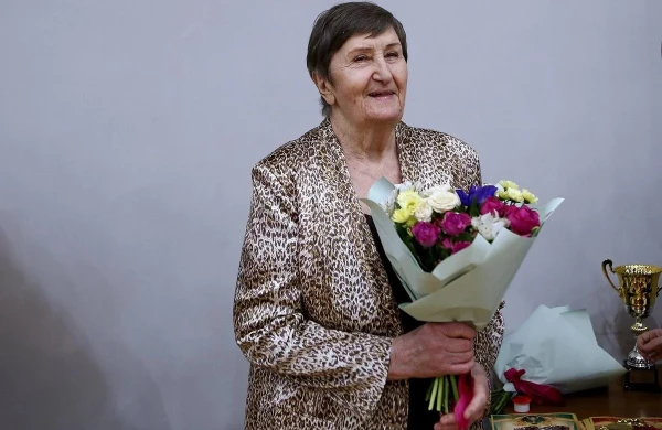 Roza Salihova 81 yaşında vəfat edib