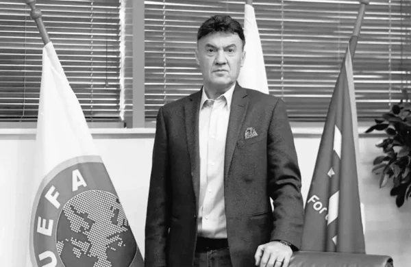 Əfsanəsi Borislav Mixaylov vəfat edib