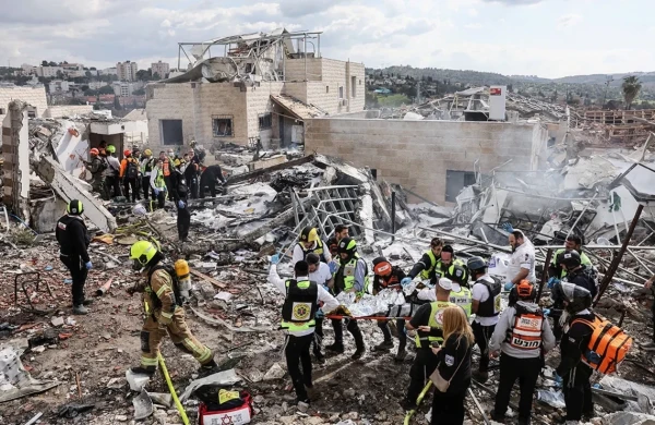 İran İsrailə zərbə endirdi