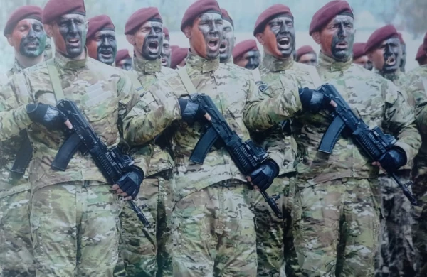 "40-45 dəqiqə ərzində biz düşmənin ön xəttini yardıq"   —   Aprel döyüşlərinin canlı şahidi DANIŞIR