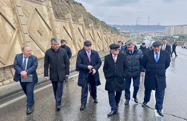 Kəmaləddin Heydərov Bibiheybətə getdi - Video&nbsp;