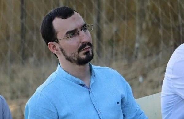 Taleh Bağırzadənin oğlu 17 yaşlı qızın yumruqla burnunu sındırıb&nbsp;