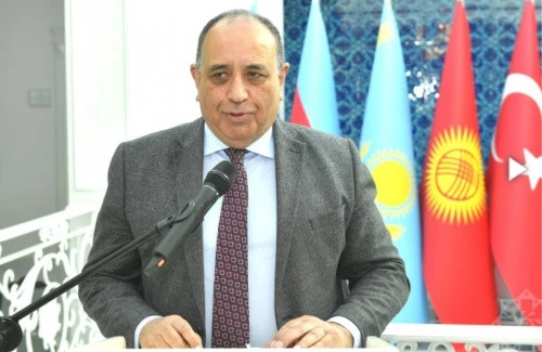 Türk Mədəniyyəti və İrsi Fondunda “Türk dünyasının diplomatiya inciləri”ndən növbəti kitab təqdim olundu 