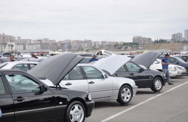 "İkinci əl" avtomobil alarkən aldanmayın: Rəsmi yoxlanış necə aparılmalıdır?  