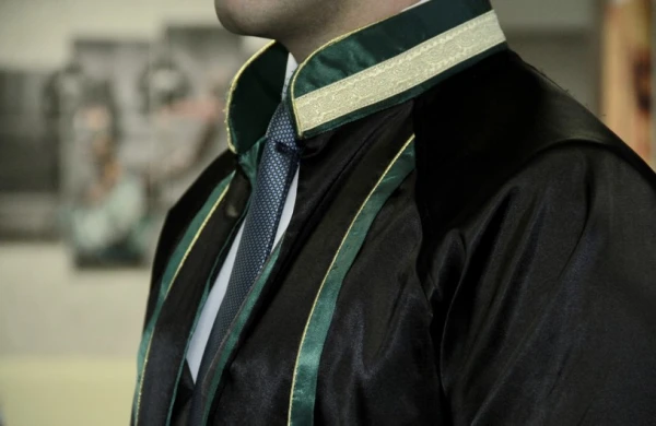 Bir vəkil kollegiyadan çıxarılıb