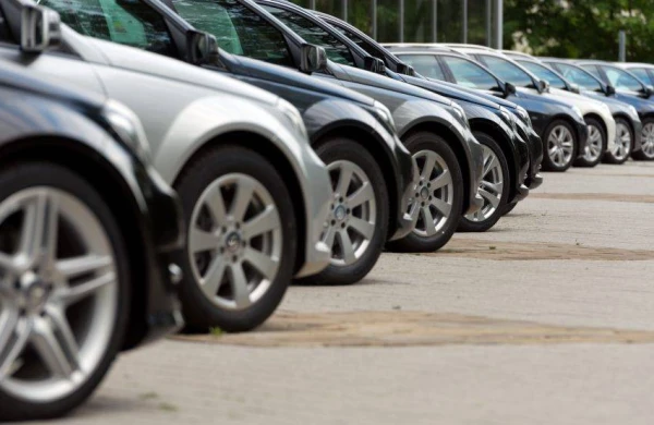 Azərbaycanda bu şəxslər dövlətdən pulsuz avtomobil ALACAQ  - SİYAHI&nbsp;&nbsp;